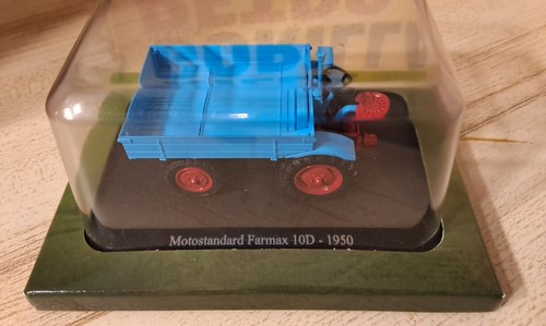 Hatchette tractors 43 - hatchette,
