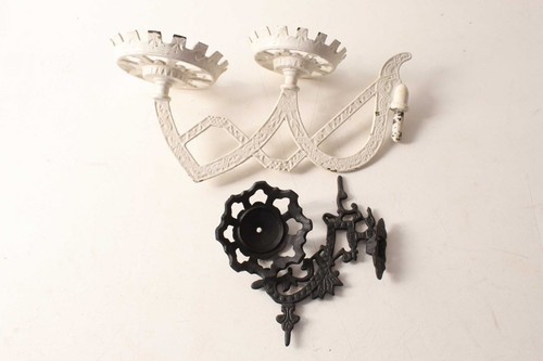 Antique cast iron dbl flower - iron,