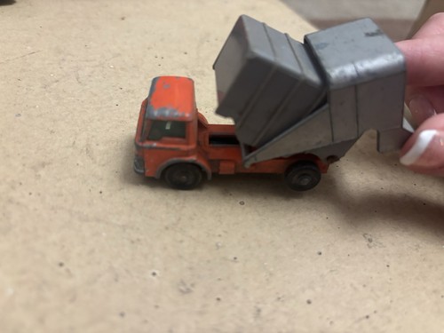 Vintage matchbox refuse truck - matchbox,
