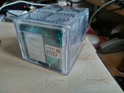 80 blank minidiscs - x,