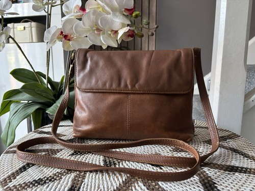Lloyd baker crossbody bag tan - crossbody,