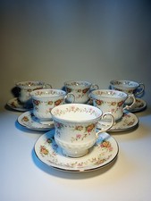 Elizabethan Caprice Floral Bone China Tea Cups & Saucers x 6