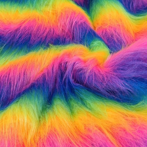 Long haired faux fur fabric - long,