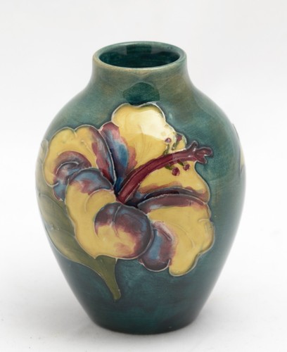 Vintage moorcroft hibiscus - moorcroft,