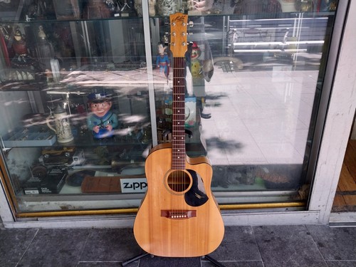 Genuine maton em225c - genuine,