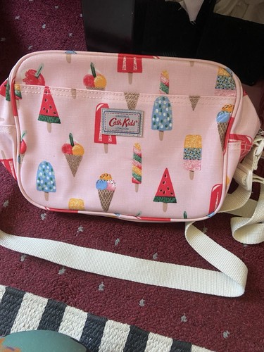 Cath kidston shoulder bag ice - kidston,