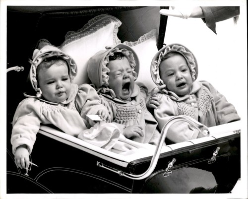 Ga228 original photo - original, triplets