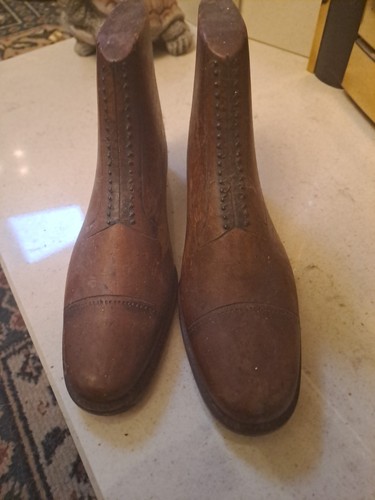 Vintage wooden shoe - shoe, lasts