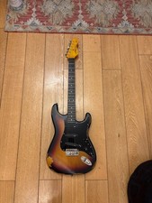 Vintage V6 Icon Series Strat – Aged Sunburst, Wilkinson Pickups