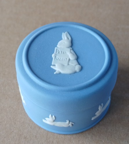 Wedgwood blue jasper peter - wedgwood,