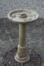 Stone Concrete Lizard Bird