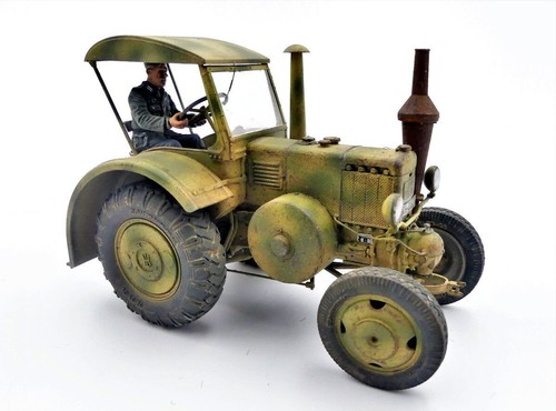 Miniart german tractor - 1/35,