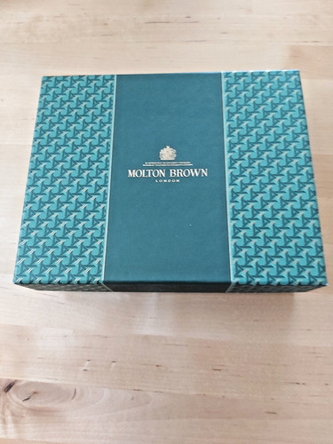 Molton brown charge black - molton,