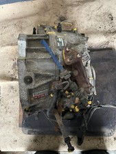 Kia Sedona 2003 2.9 Crdi