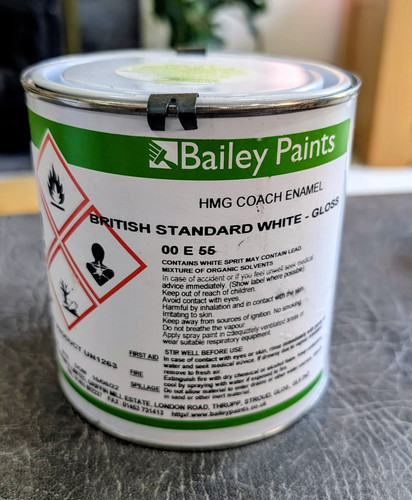 Bailey paints hmg coach - hmg,