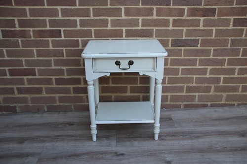 Laura ashley clifton - laura,