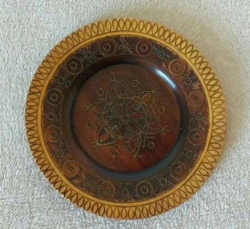 Wooden plate hand - wooden,