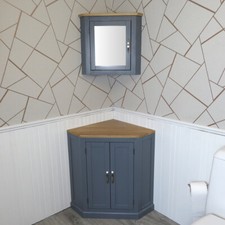 Bathroom Vanity Unit Free