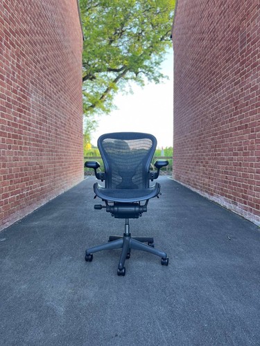 Herman miller aeron office - herman,
