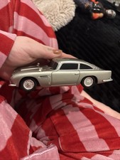 James Bond 007 Aston Martin