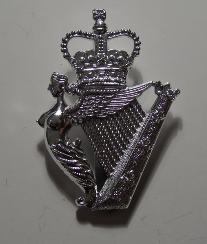 Royal irish regiment cap badge - irish,