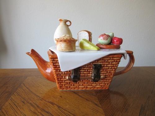 Teapottery vintage novelty - vintage,