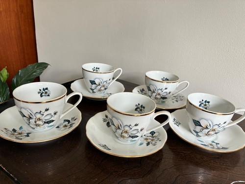 Vintage floral tea cups - floral,