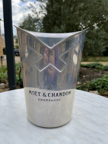 Moet chandon champagne - moet,