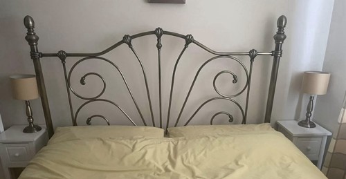 Brass king size bed - size, headboard