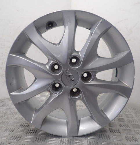 Hyundai i30 silver - 16",