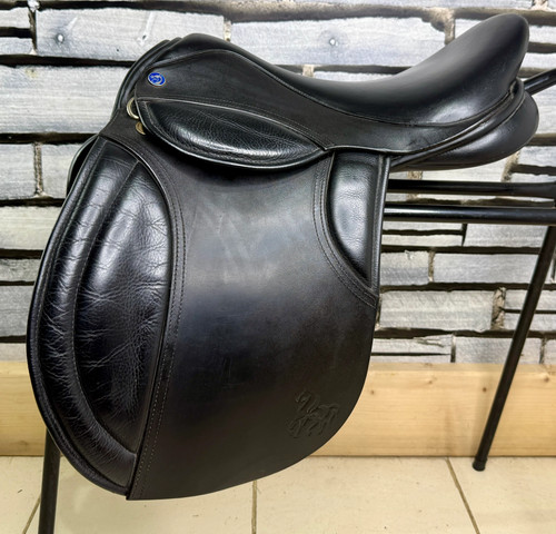 Wide native pony saddle - 16”,