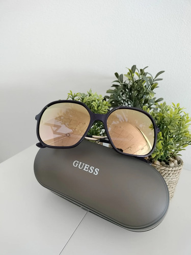 Guess black sunglasses with - black,