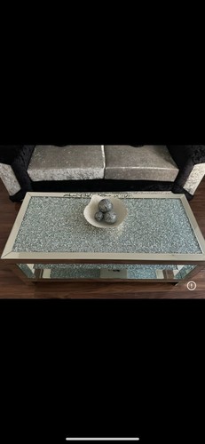 Crushed diamod table - diamod,