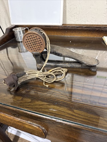 Antique cast iron - foot, control