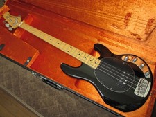 MUSIC MAN StingRay EX