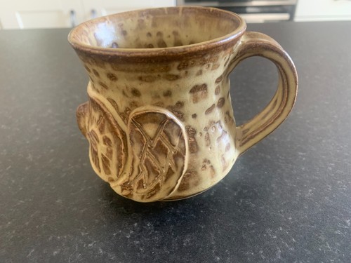 Hughes pottery owl - hughes, mug
