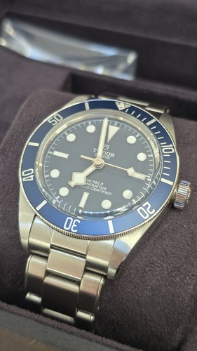 Tudor black bay - black,