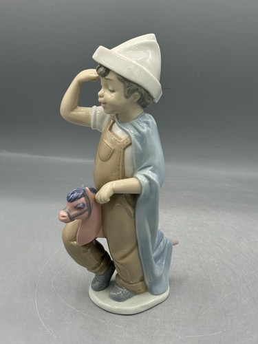 Lladro figurine nao boy - nao,