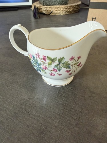 Queen anne bone china small - queen,