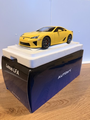 Autoart lexus lfa pearl - autoart,