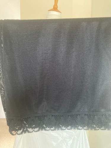 Black waist half slip - half,