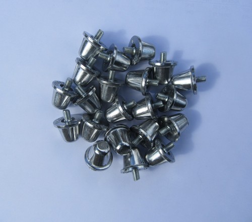 Rugby boot screw studs - rugby,