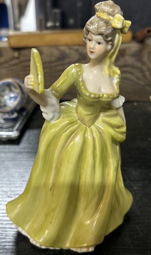 Alfretto figurine china last - ,