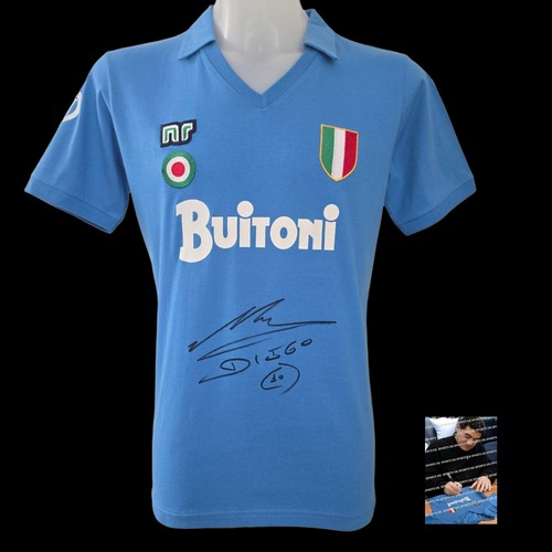 Diego maradona signed - signed, /