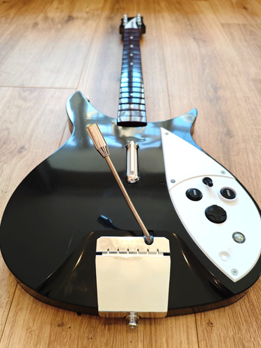 Rare beatles rockband guitar - beatles,