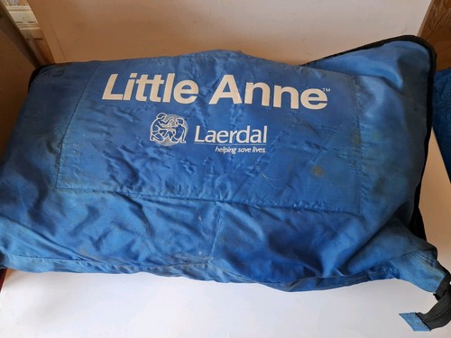 Little anne laerdal - anne,