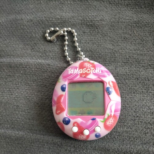 Tamagotchi berry delicious - berry,
