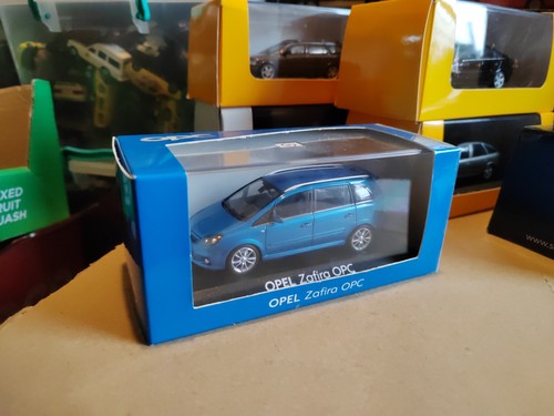 Boxed model minichamps - 1/43,