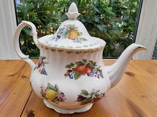 Rare vintage large royal - rare,