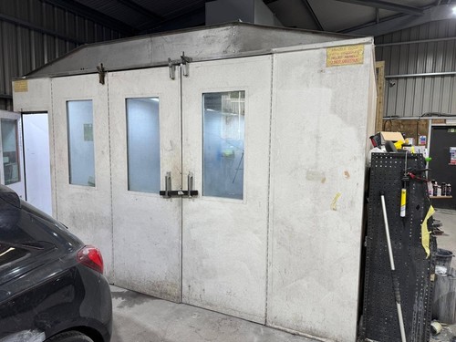 Vehicle spray booth - spray,